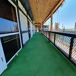 La Casa Nova אכסניה Armenime