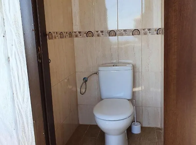 拉卡萨诺瓦青年旅馆 旅馆 *