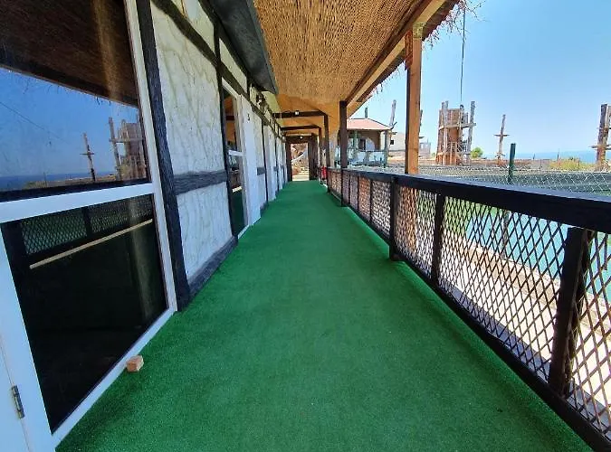 La Casa Nova Hostal Armenime