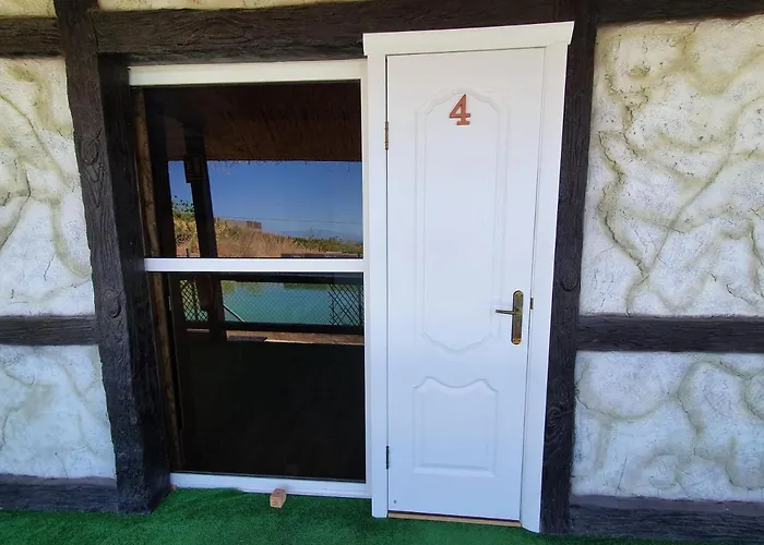 Hostel La Casa Nova *